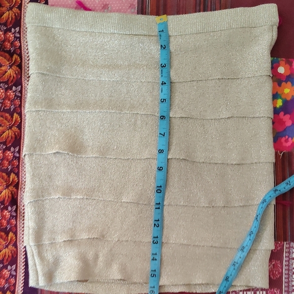 BCBGMaxAzria Metallic Gold Tiered Mini Skirt - Picture 3 of 6